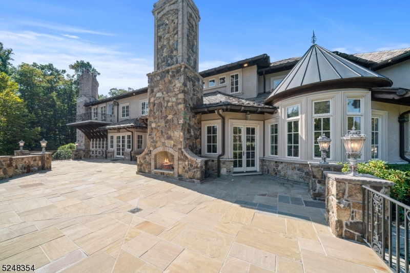 The Pond - Residential