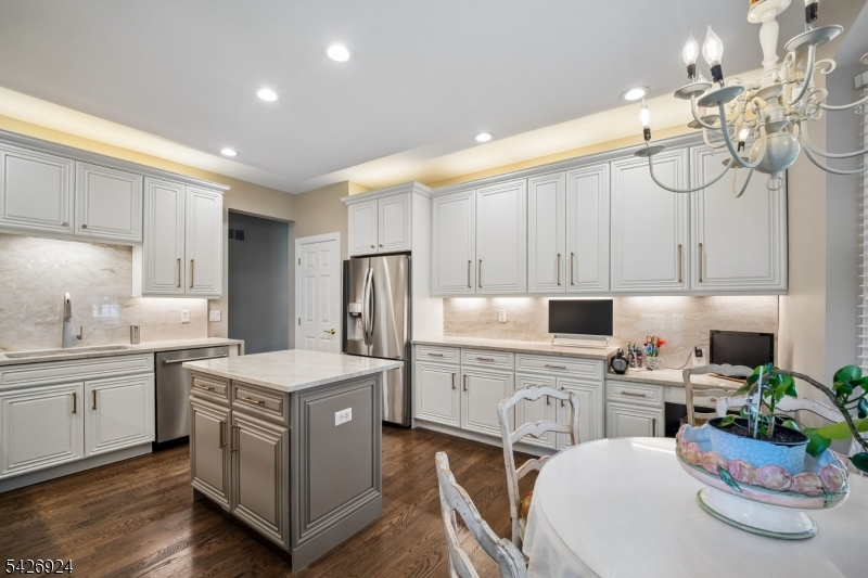 The Regency at Denville - Residential