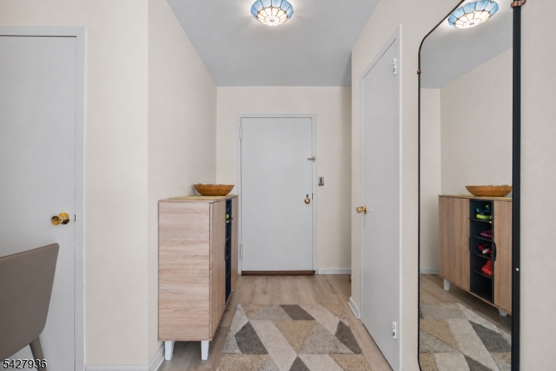 Parkway House - Residential