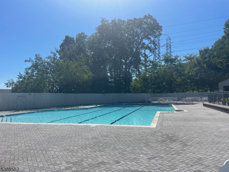 MOUNTAIN CLUB - Residential Lease