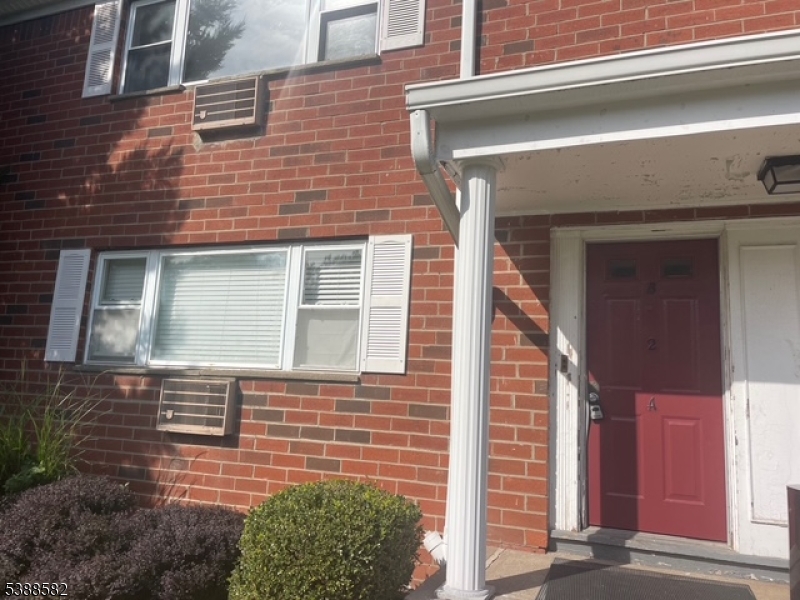 MOUNTAIN CLUB - Residential Lease