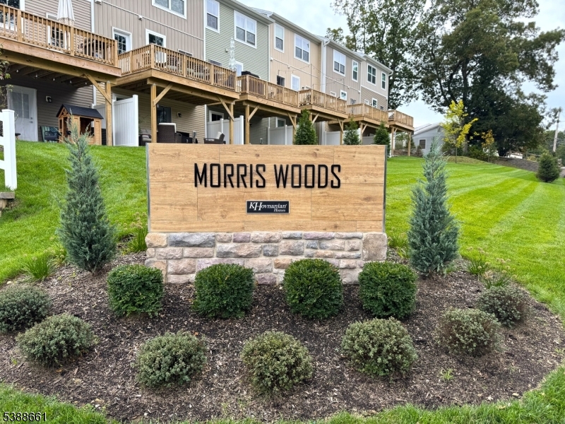 Morris Woods - Residential