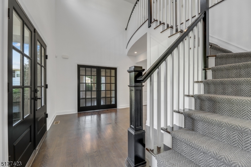 Rolling Hill - Residential