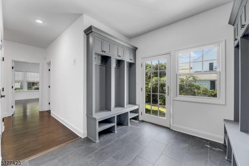 Rolling Hill - Residential