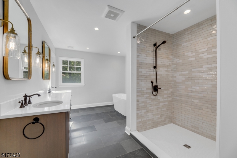 Rolling Hill - Residential