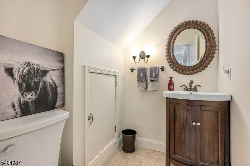 Rose Arbor - Residential