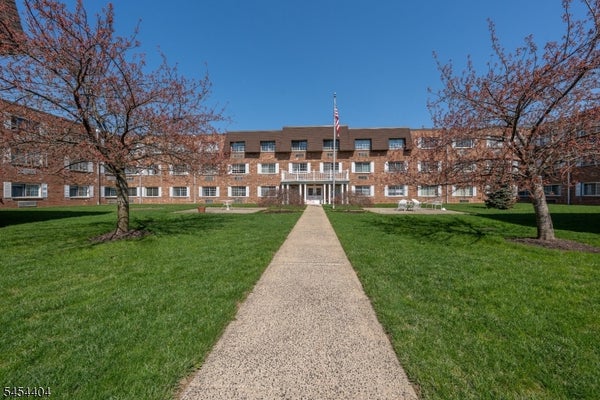 255 TUCKER AVE APT 233, UNION, NJ 07083 - Image e28d322b6e67a52bb28c64e16bfa820f/3434870352