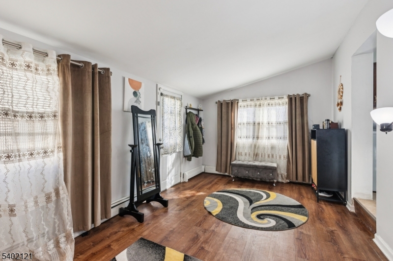 Laurel Park - Residential