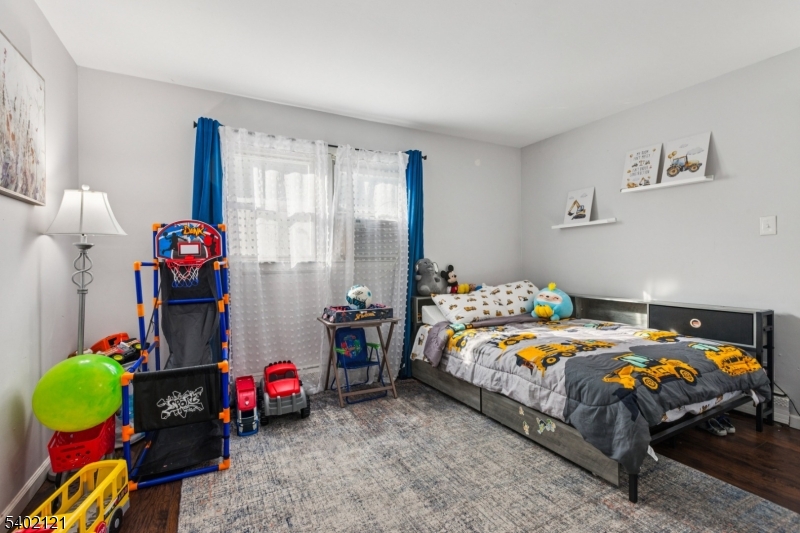 Laurel Park - Residential