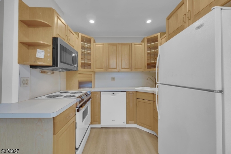 Hopat Hills/Flats - Residential