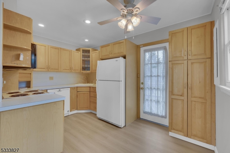 Hopat Hills/Flats - Residential