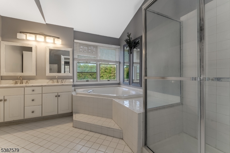 Stewarts Hunt - Residential