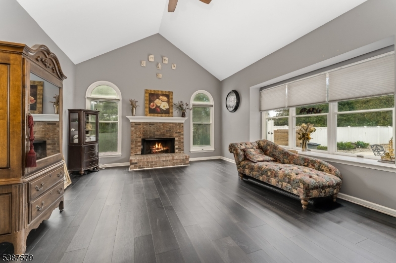 Stewarts Hunt - Residential