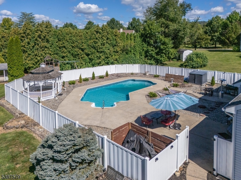 Stewarts Hunt - Residential