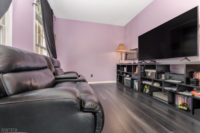 Stewarts Hunt - Residential