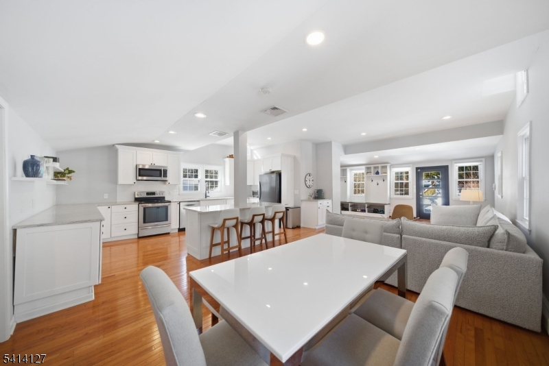 Cedar Lake - Residential