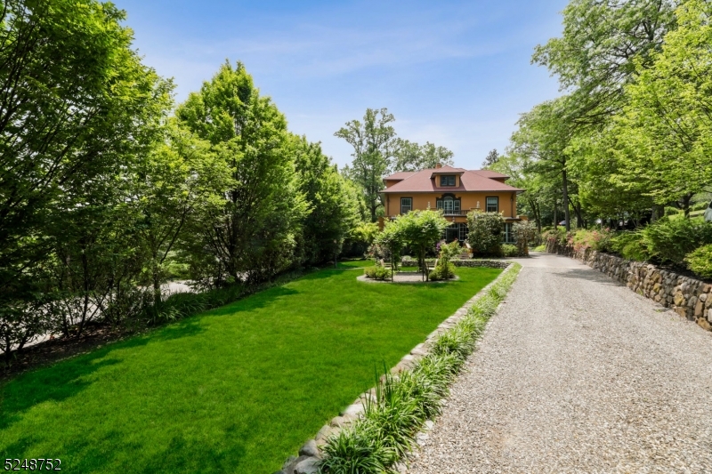 Upper Wyoming - Residential