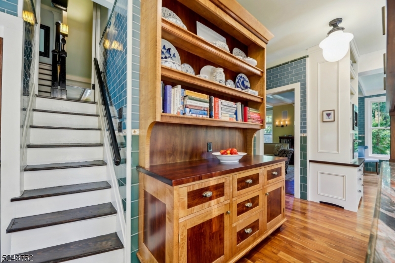 Upper Wyoming - Residential