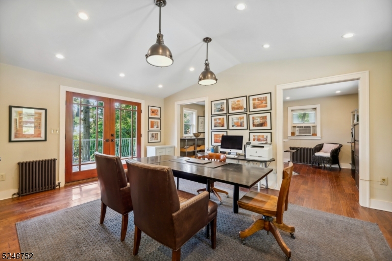 Upper Wyoming - Residential