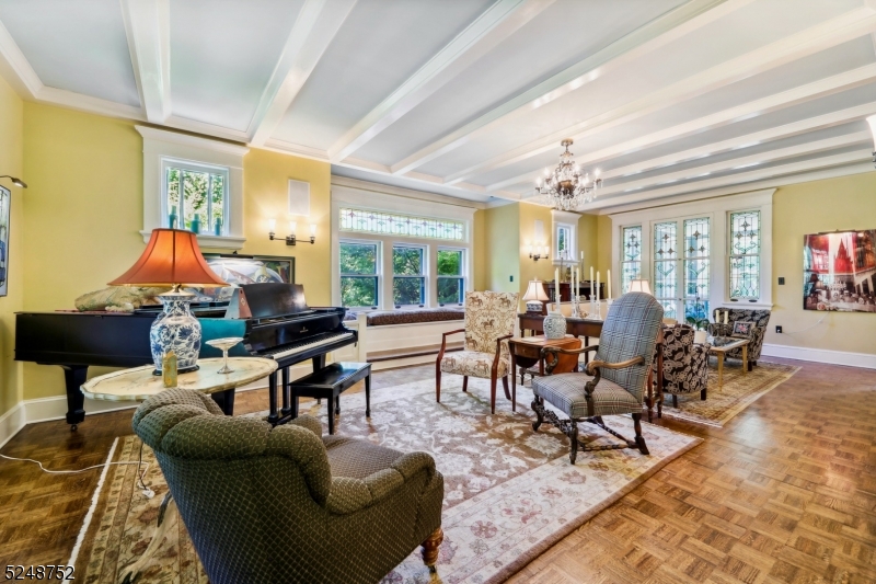 Upper Wyoming - Residential