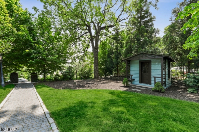 Upper Wyoming - Residential