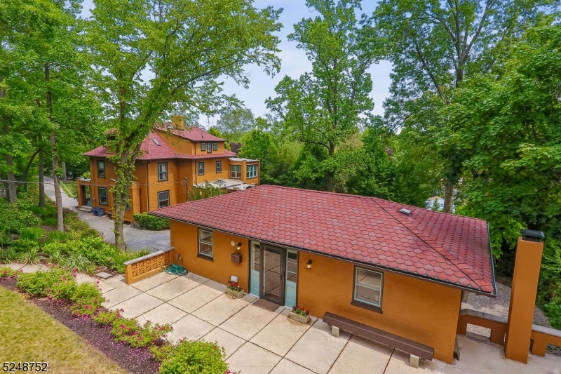 Upper Wyoming - Residential