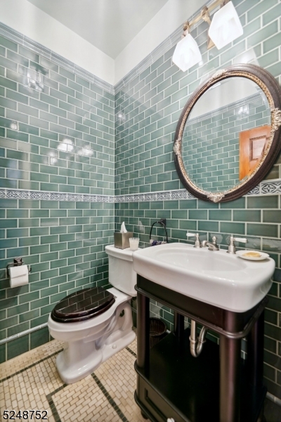 Upper Wyoming - Residential