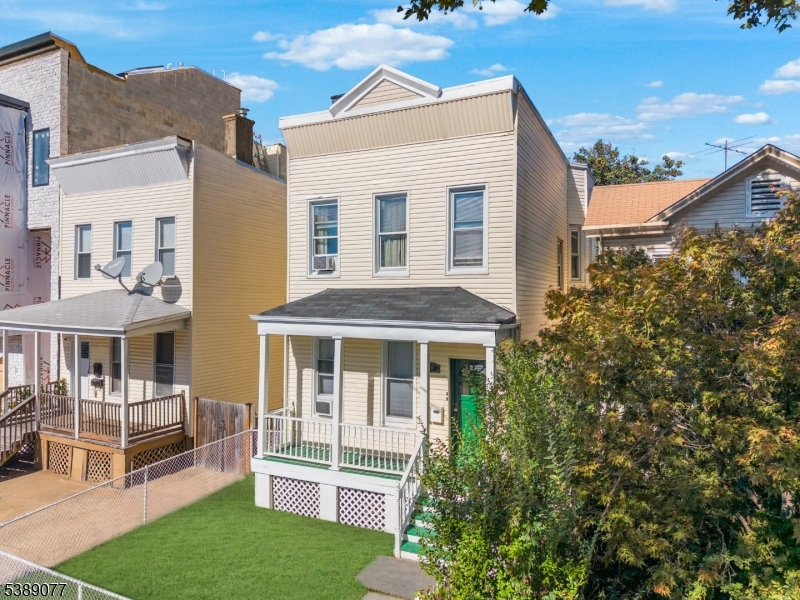 McGinley Square - Residential Income