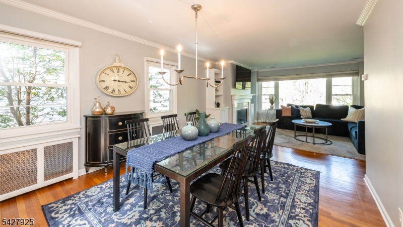 COLLEGE HILL - Residential