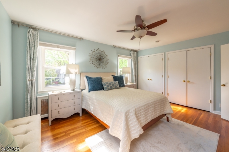 COLLEGE HILL - Residential