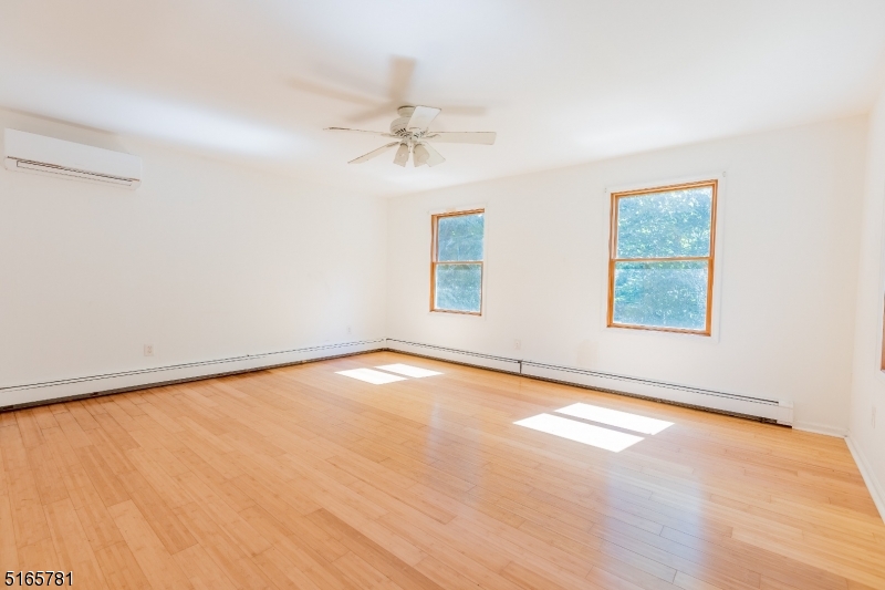 HIGHLAND LAKES - Residential