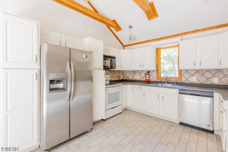 HIGHLAND LAKES - Residential