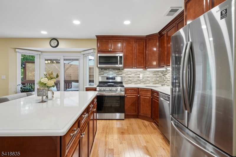 Crystal Woods - Residential