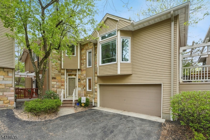 Crystal Woods - Residential
