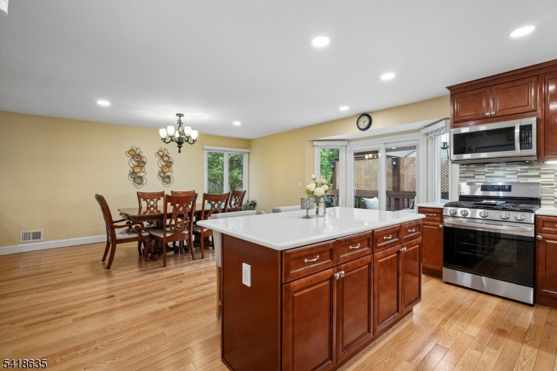 Crystal Woods - Residential