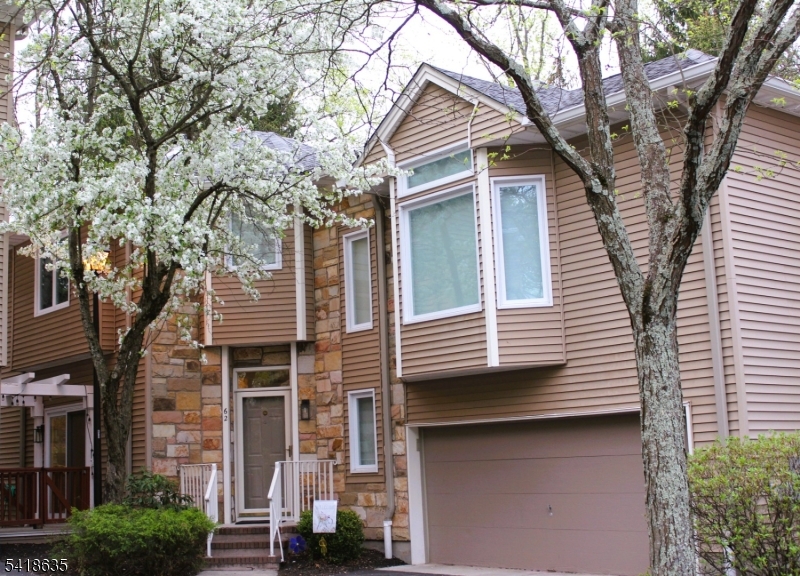 Crystal Woods - Residential