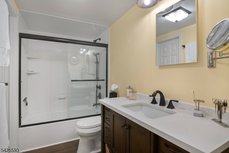 Iron Forge Square - Residential