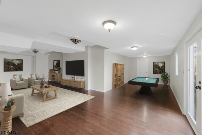 MARTINSVILLE - Residential