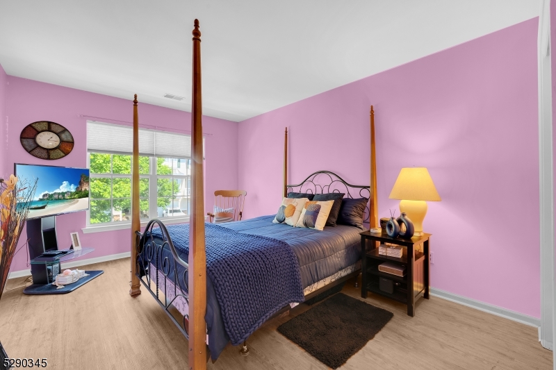 Summit Falls - Residential