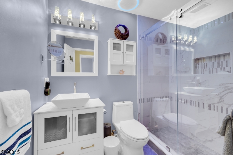 Summit Falls - Residential