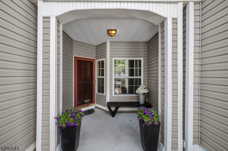 Summit Falls - Residential