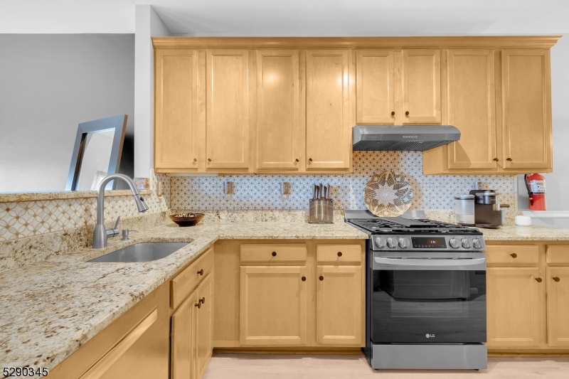 Summit Falls - Residential