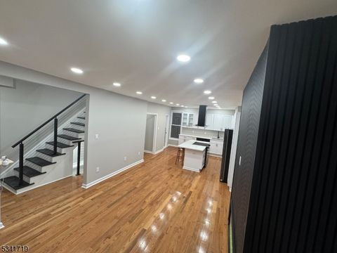 299 Halladay St, Jersey City, NJ 07304 - MLS#: 3948851
