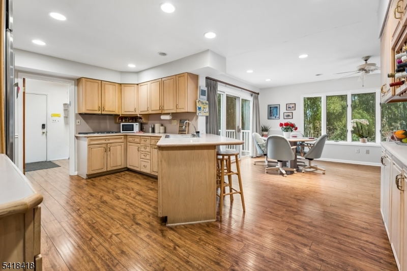 Murray Hill - Residential