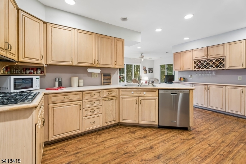 Murray Hill - Residential