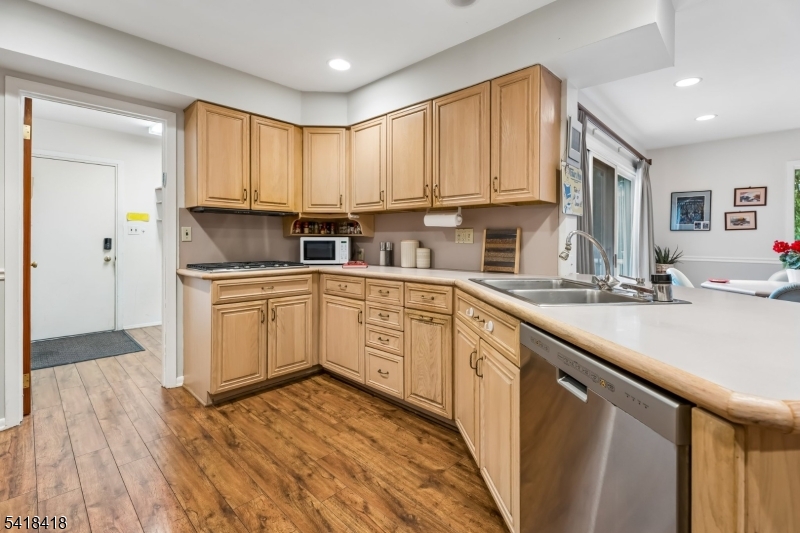 Murray Hill - Residential