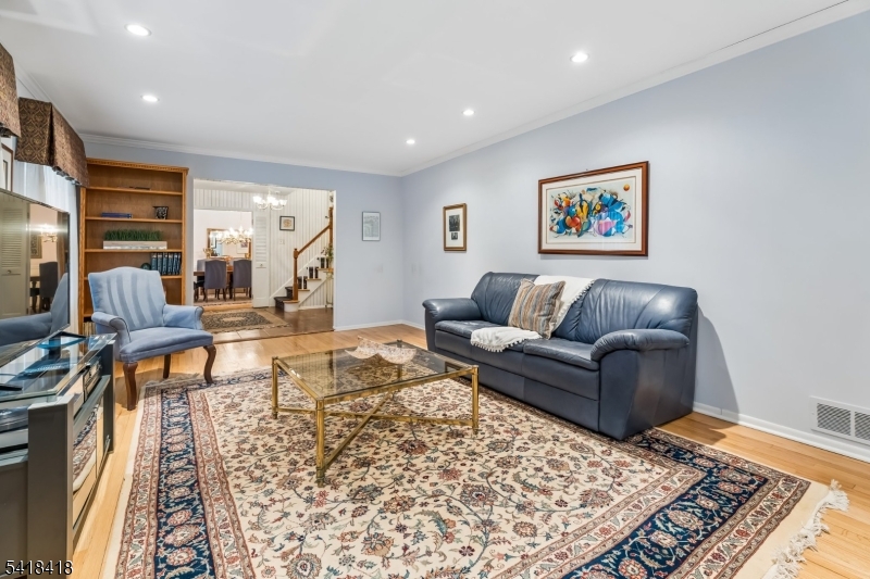 Murray Hill - Residential