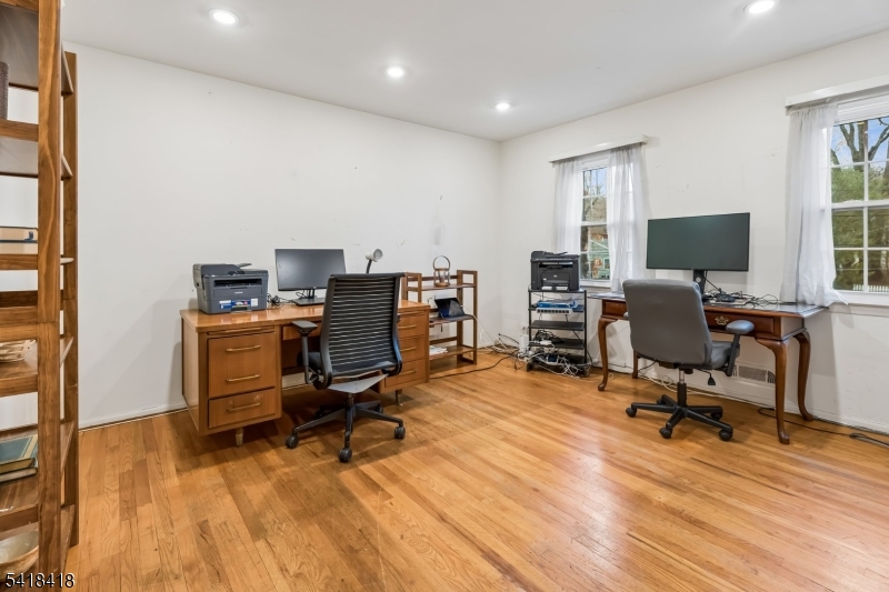 Murray Hill - Residential