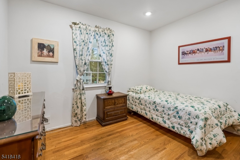 Murray Hill - Residential