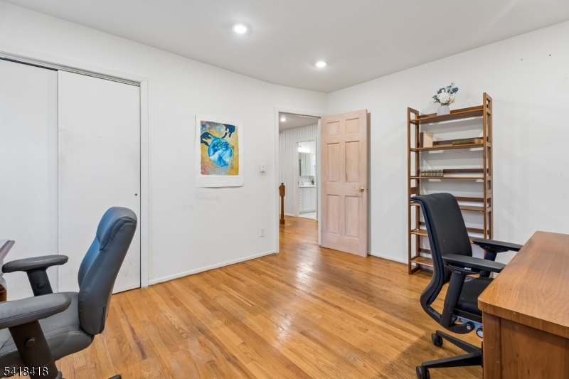 Murray Hill - Residential